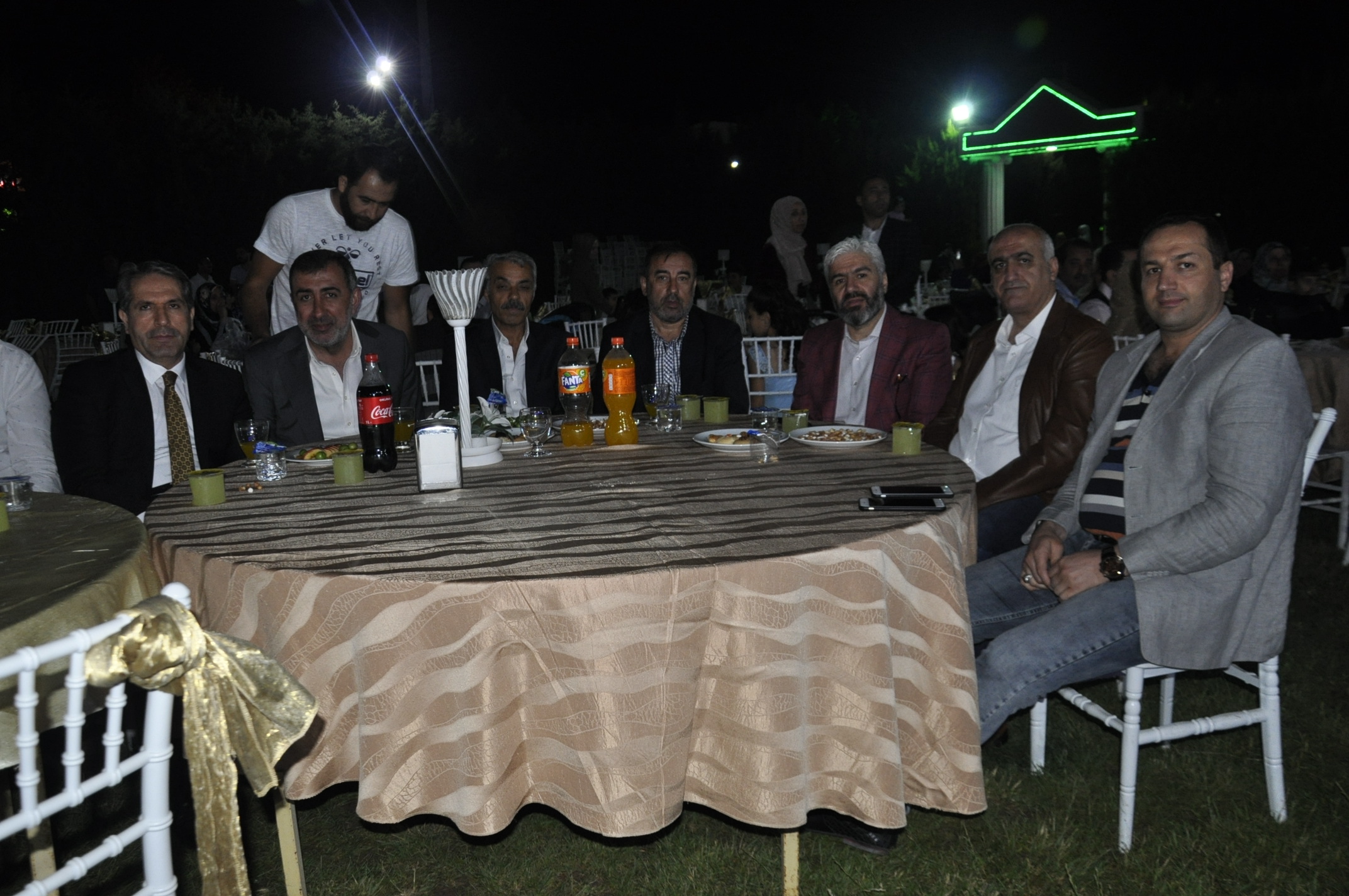 Mutlulukta Buluştular