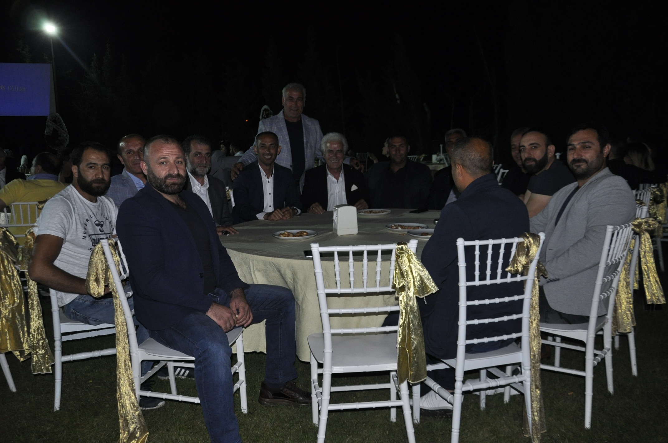 Mutlulukta Buluştular