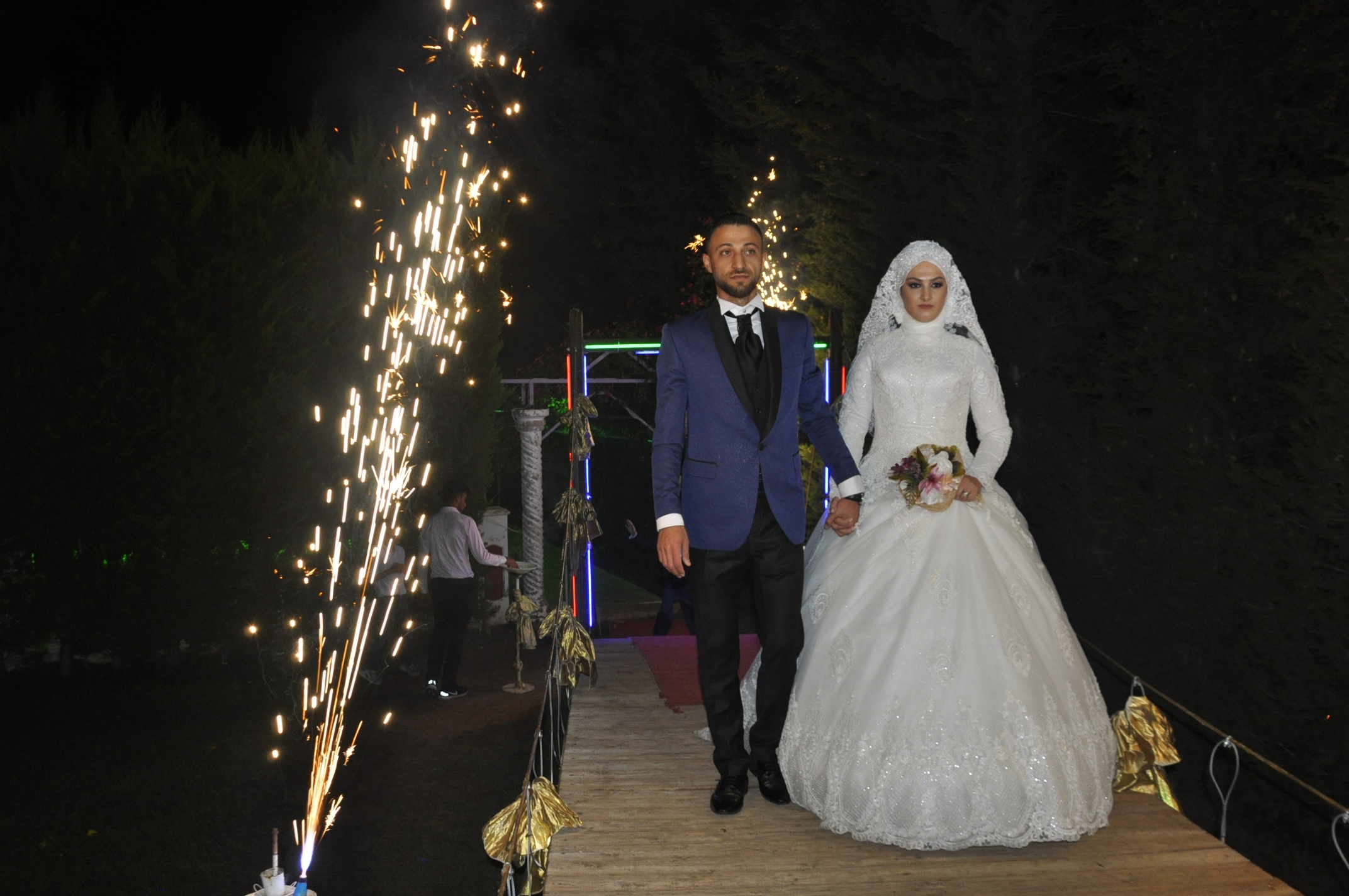 Mutlulukta Buluştular