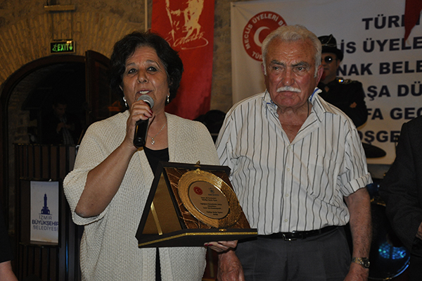 Siyasetin duayenleri Konak'ta buluştu