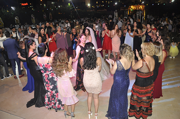 Dağ ve Atalı ailelerinin mutlu günü