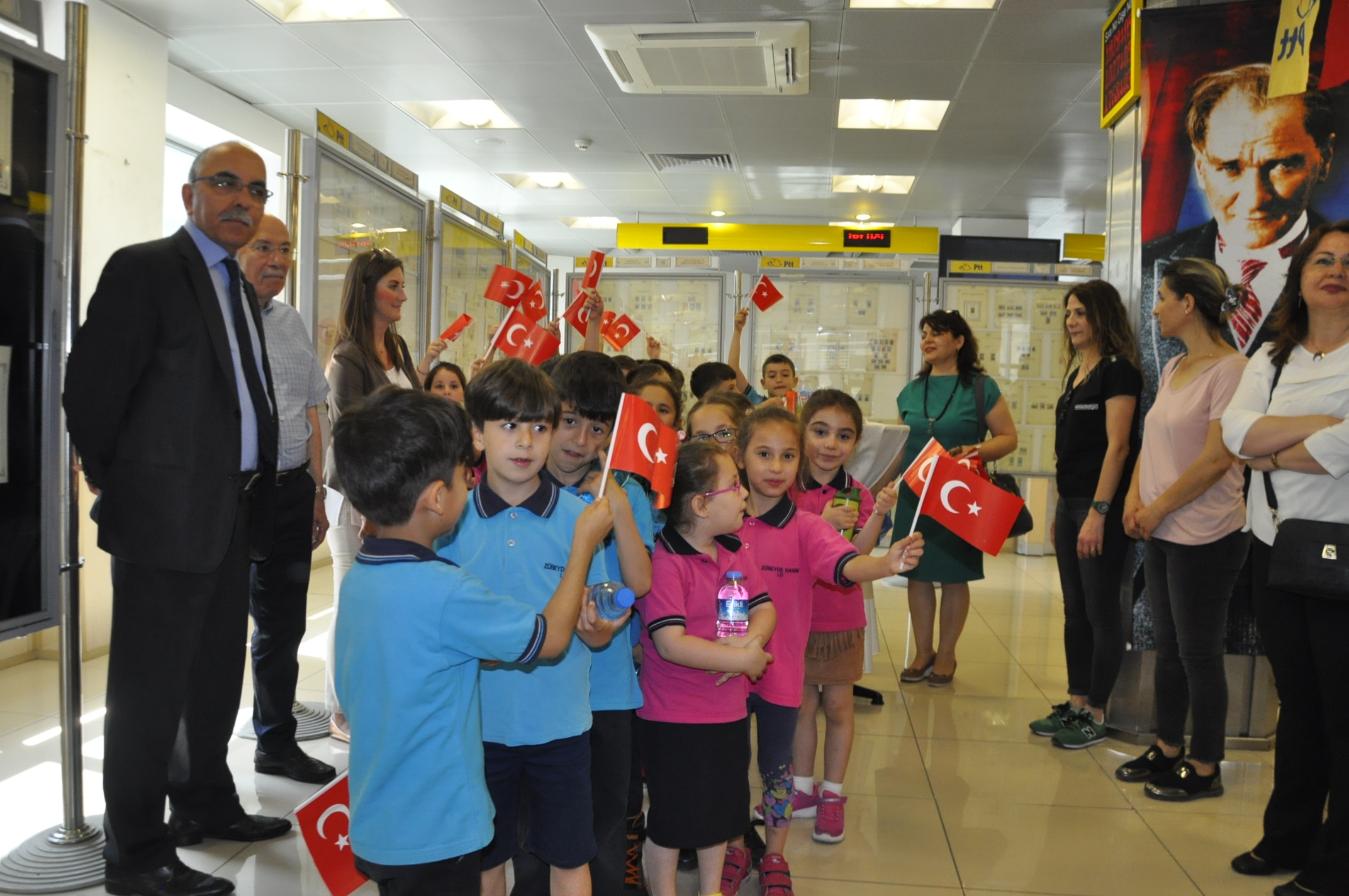 PTT’den ‘Atatürk ve Zübeyde Hanım Pul Sergisi’