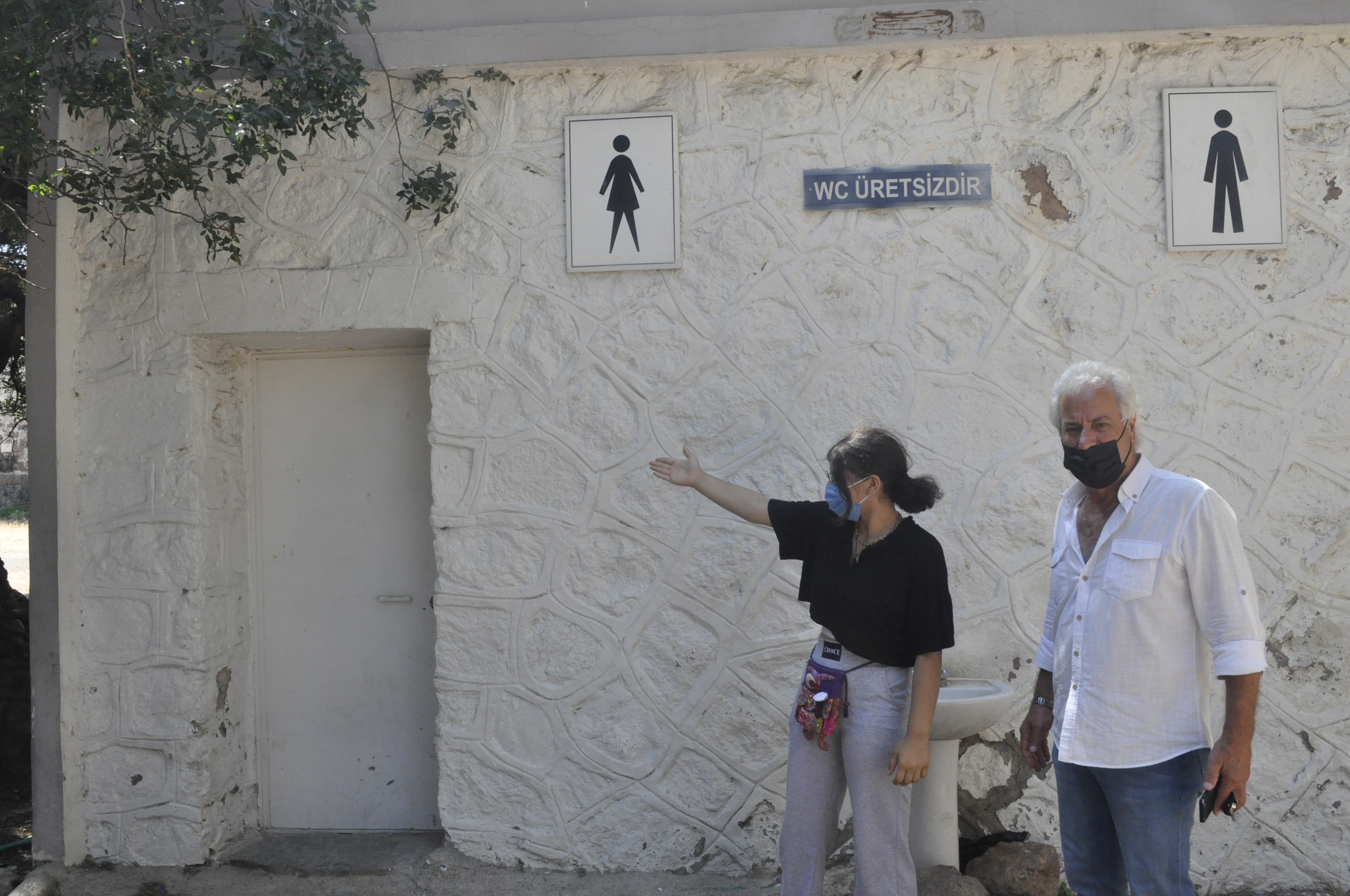 Kadifekale Surları'nda takı tasarım tezgahı açan yöre halkı isyanda: "Para Kazanamıyoruz, Aidat İstiyorlar"