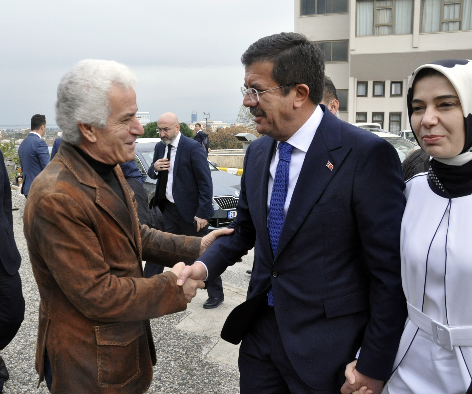 Salih Erkek Yazdı...