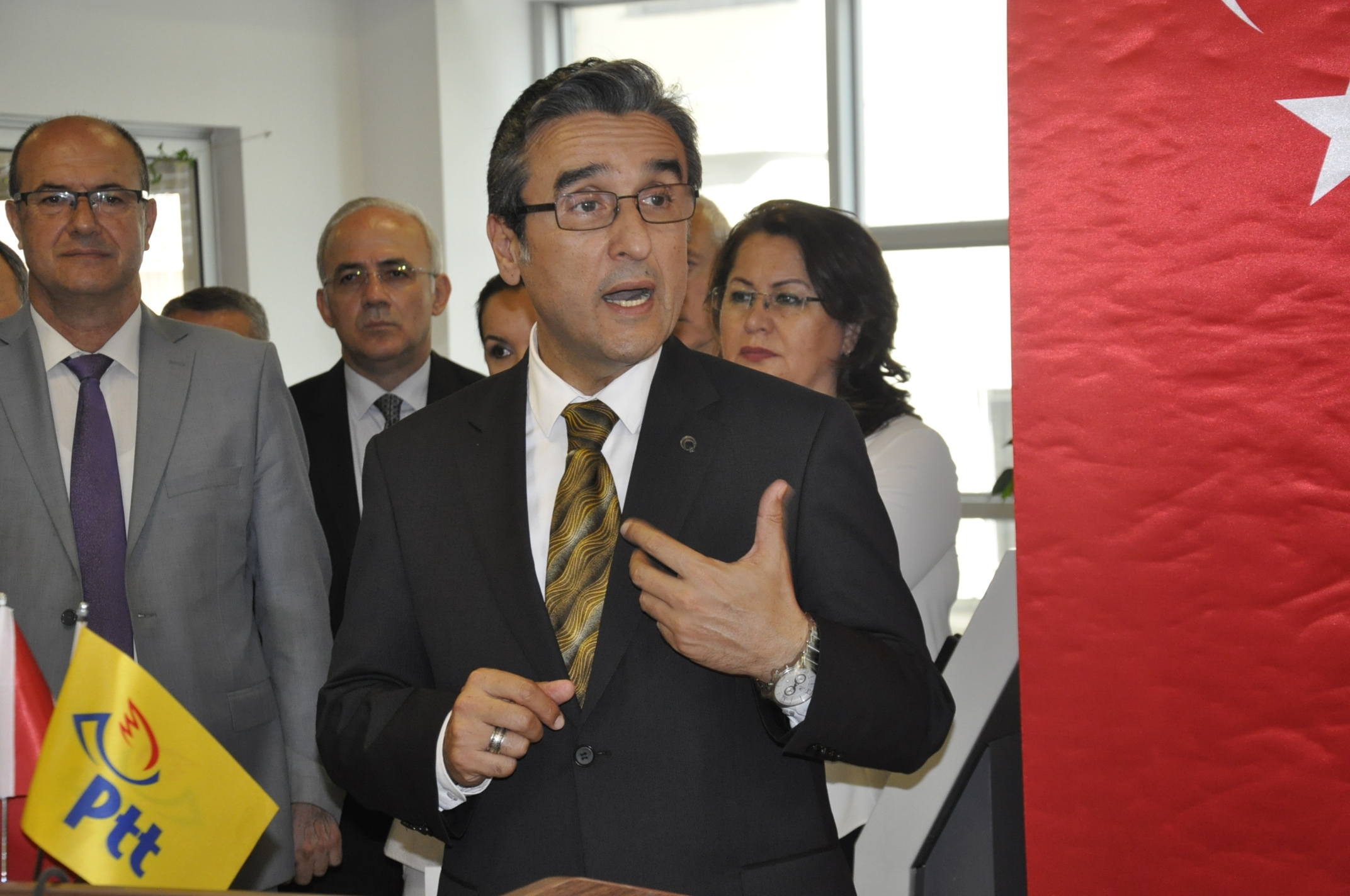 PTT’den ‘Atatürk ve Zübeyde Hanım Pul Sergisi’