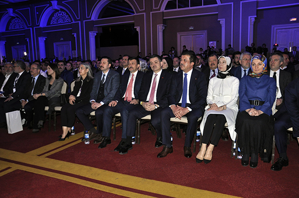 Salih Erkek Yazdı...