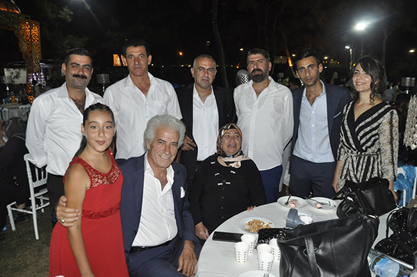 Erkekliğe ilk adımlarını attılar