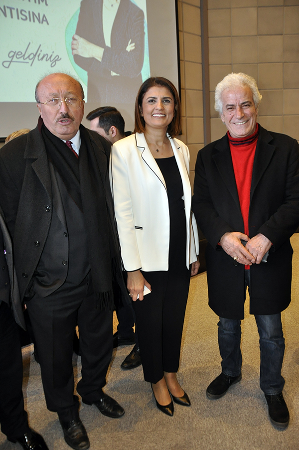 AK Partili Eroğlu vizyon projelerini açıkladı... İzmir için 10, Konak için 10