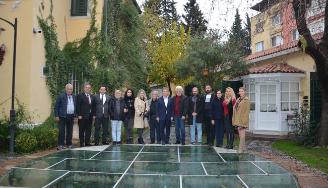 SATARAK DEĞİL ALARAK BÜYÜYEN BELEDİYE: "BORNOVA"