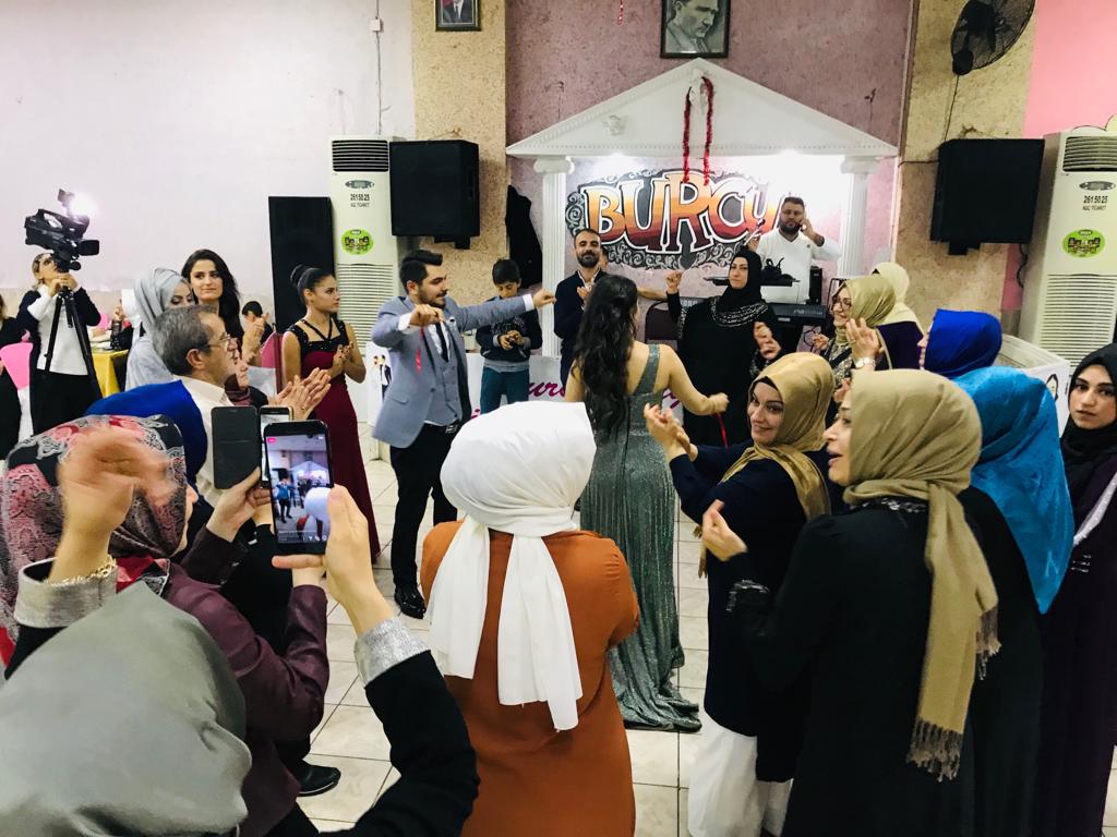 Esin & Rıfat çifti gerçekleştirilen merasimle nişanlandı!