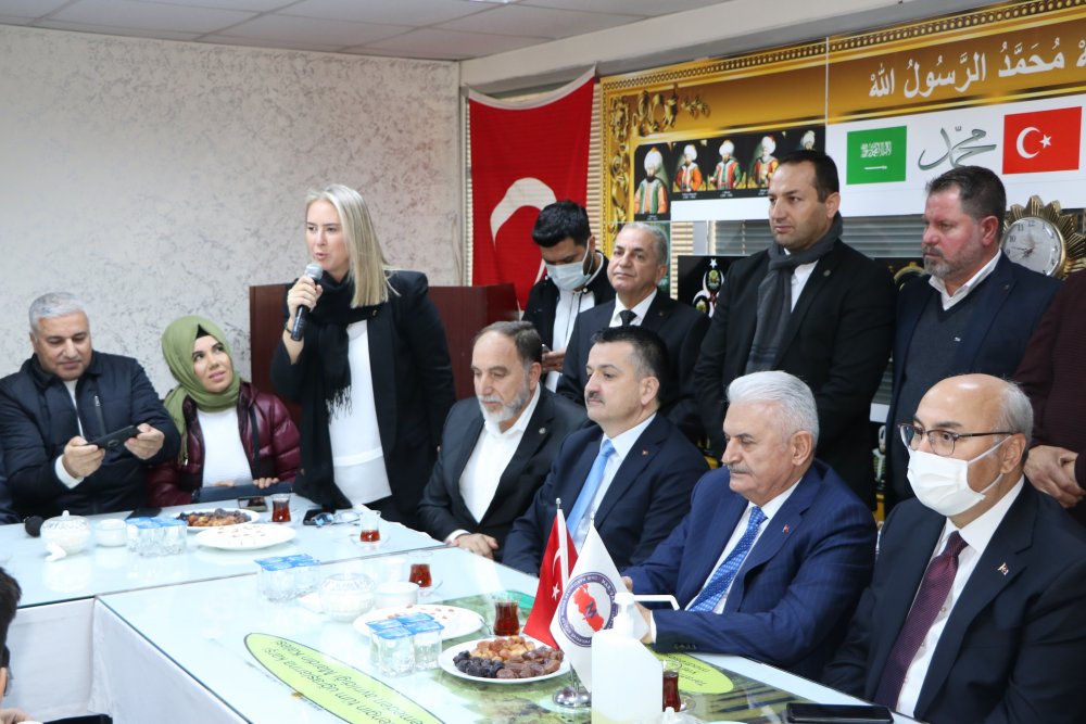 AK Parti Genel Başkanvekili Binalı Yıldırım, Bakan Pakdemirli ve AK Partili Heyetten Hacı Rasim Kahraman'a Taziye Ziyareti