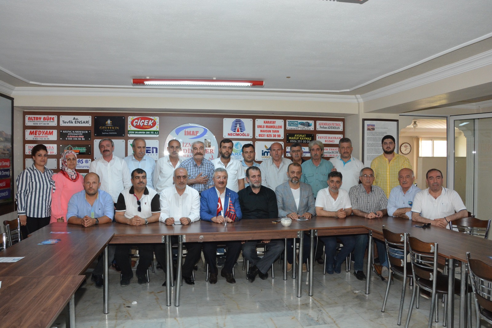 Erzurum ve Mardinliler'den Nasır'a tam destek