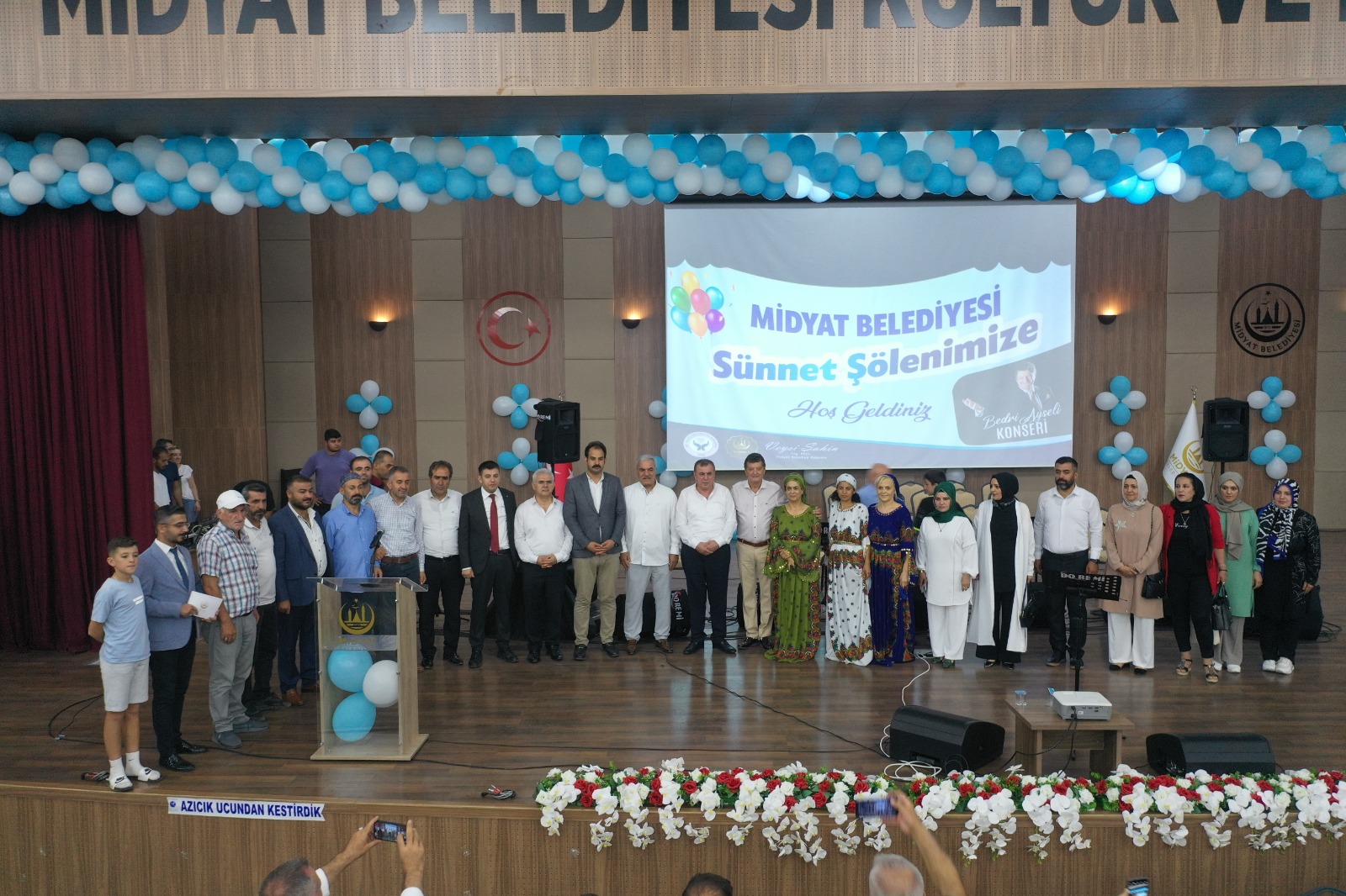 Siz Yalnız Değilsiniz Biz Buradayız Gönüllü Grubu'ndan Mardin Midyat'ta sünnet şöleni