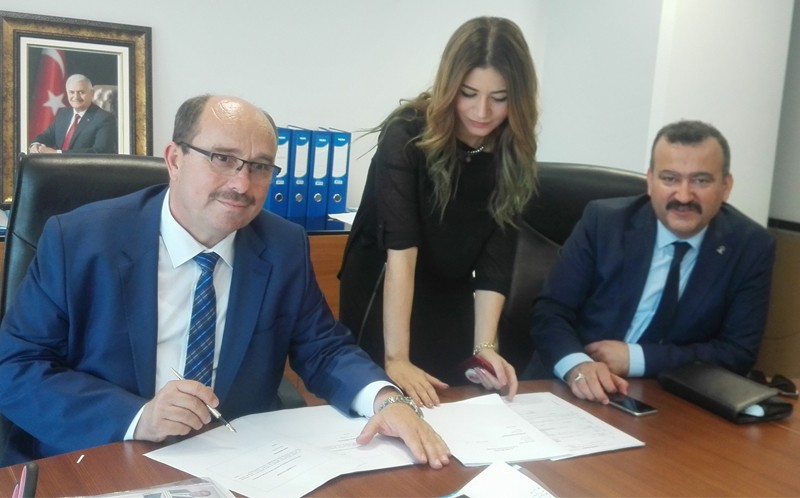 AK Partili aday adayları için son başvuru saati doldu