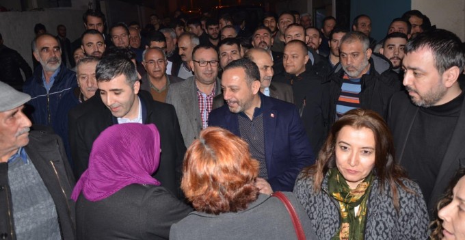 AK Parti'li Aslan: "Bayraklı'nın kaderini değiştirmek istiyoruz"