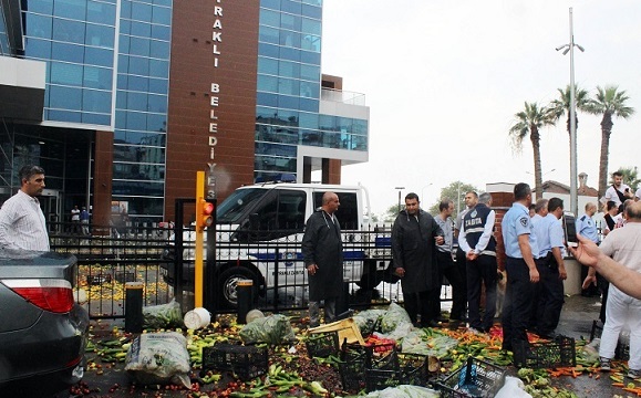 "KILIÇDAROĞLU'NU BİLE DİNLEMİYORLAR!"