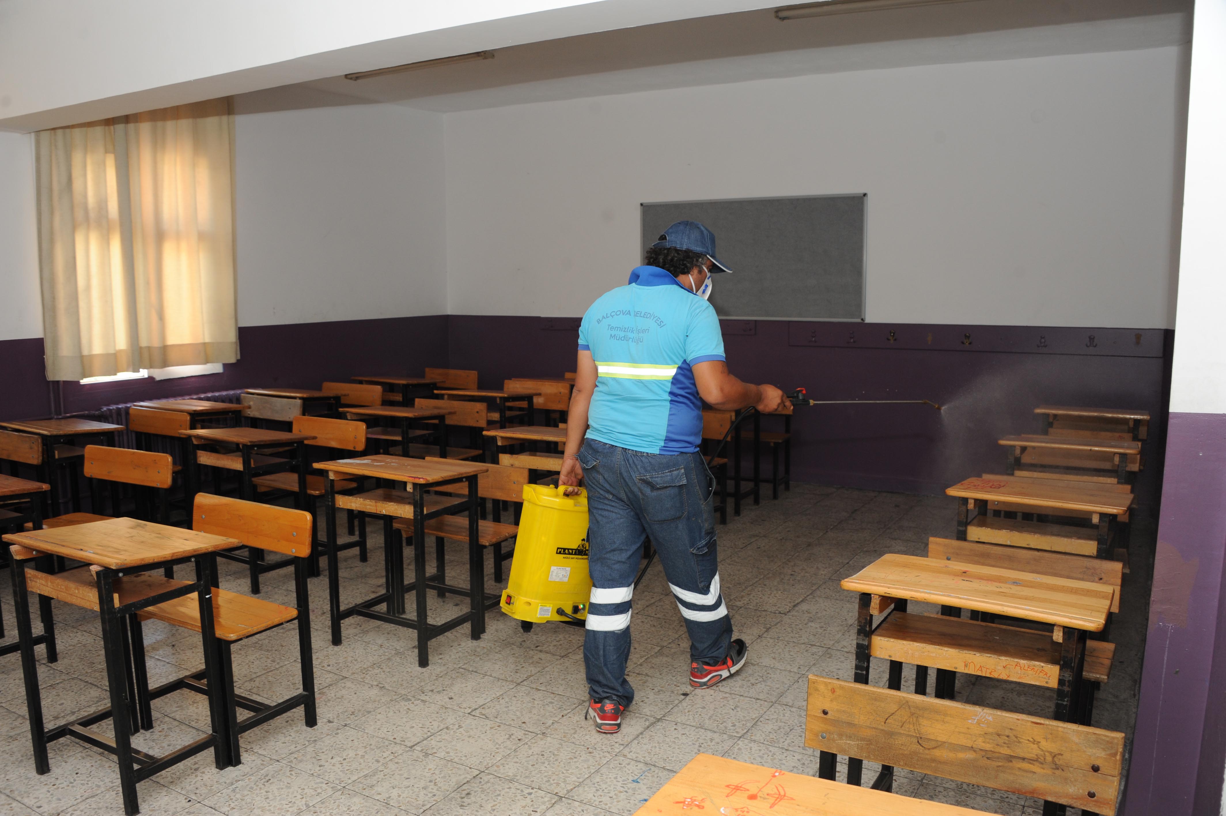 Balçova’da YKS Temizliği