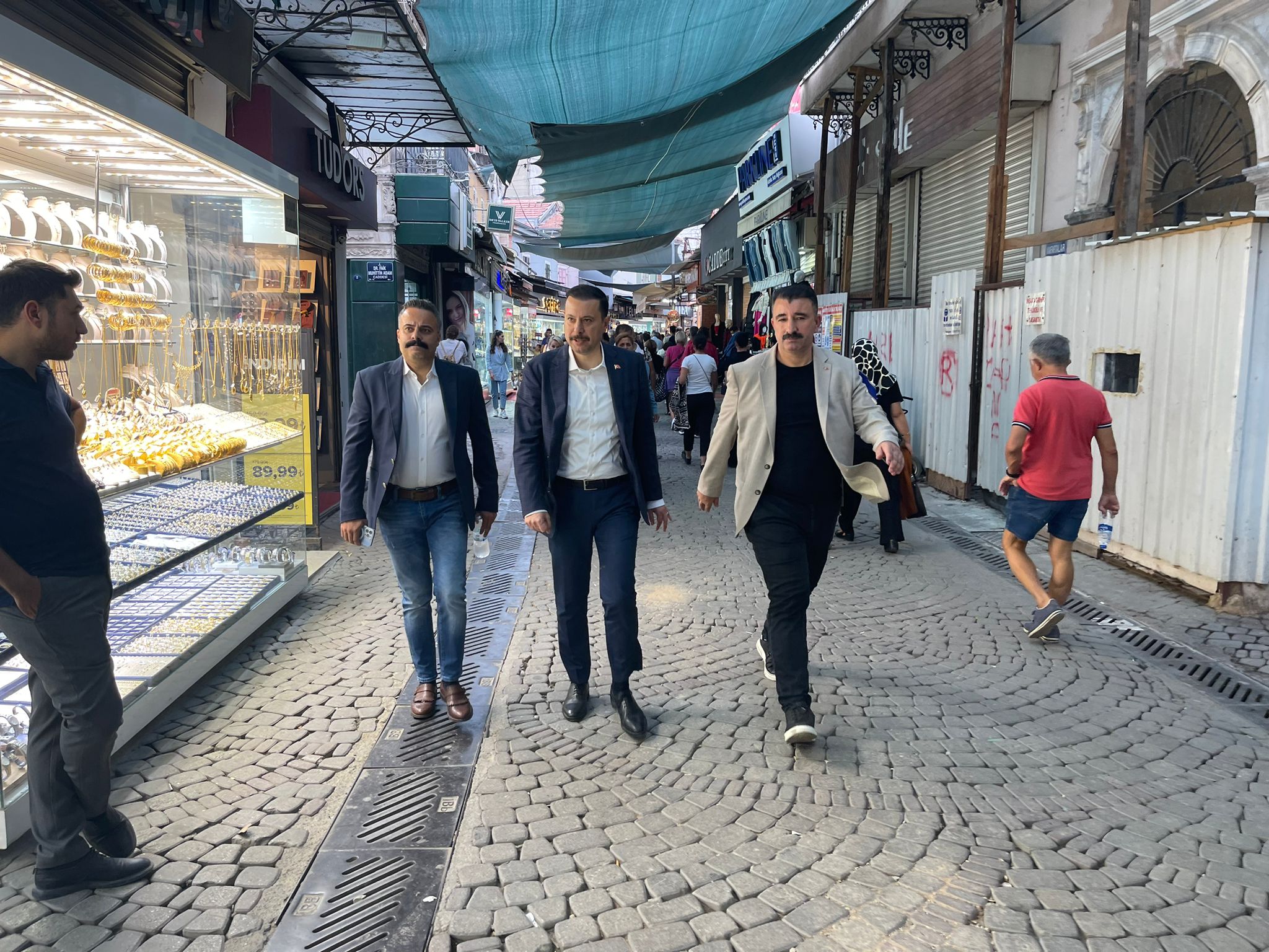 Milletvekili Kaya ve İlçe Başkanı Başdaş’tan Vali Köşger’e ziyaret