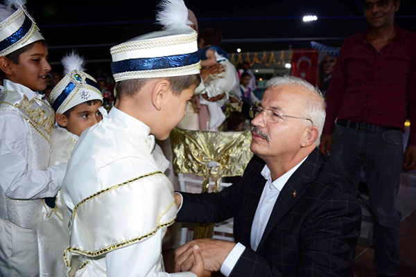 Torbalı'da sünnet şöleni