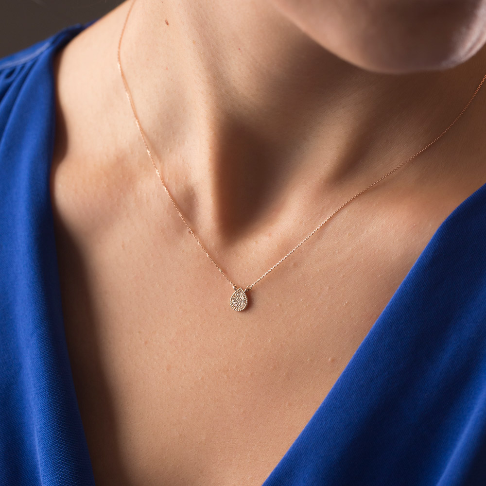 Düğünlerde Ne Takılır?