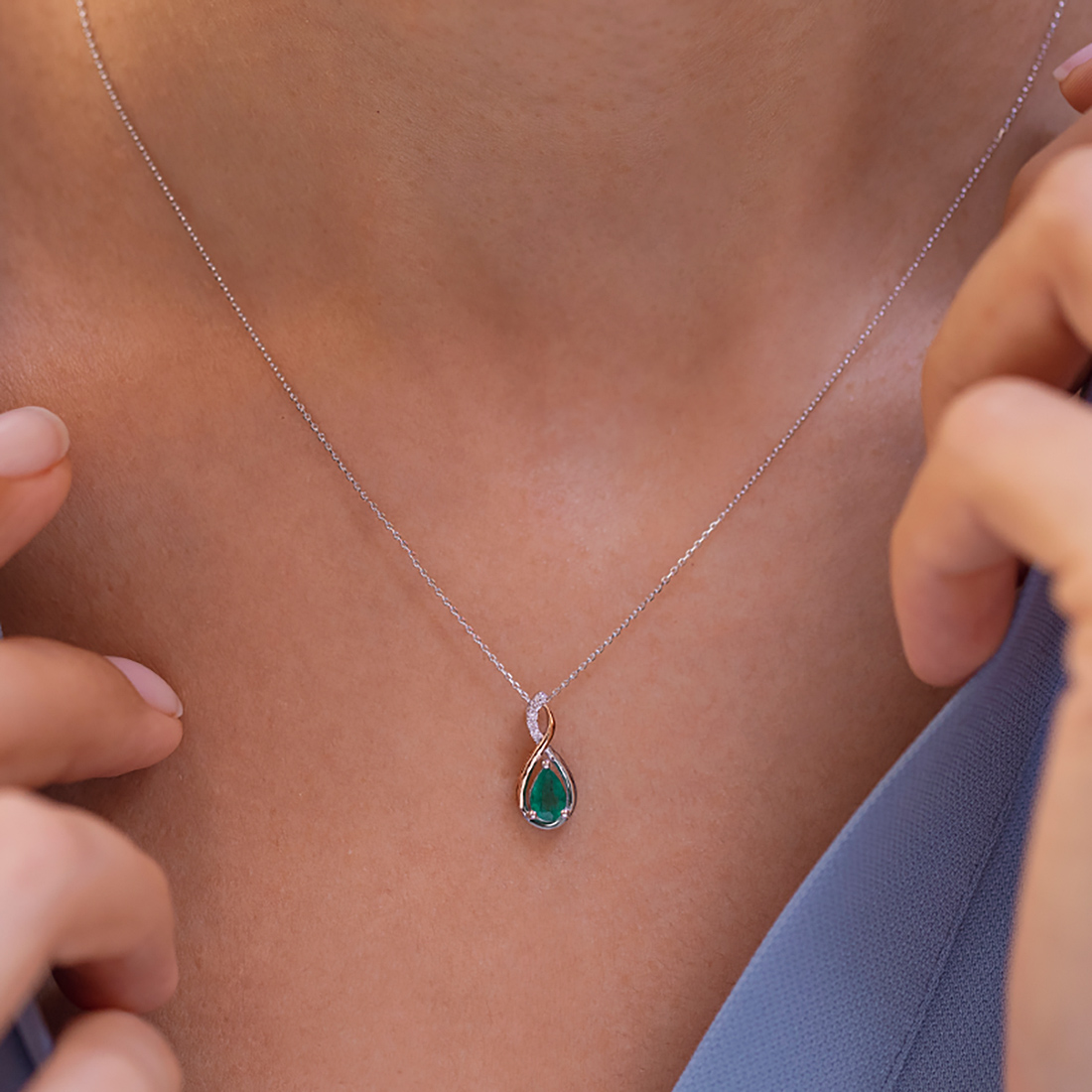 Düğünlerde Ne Takılır?