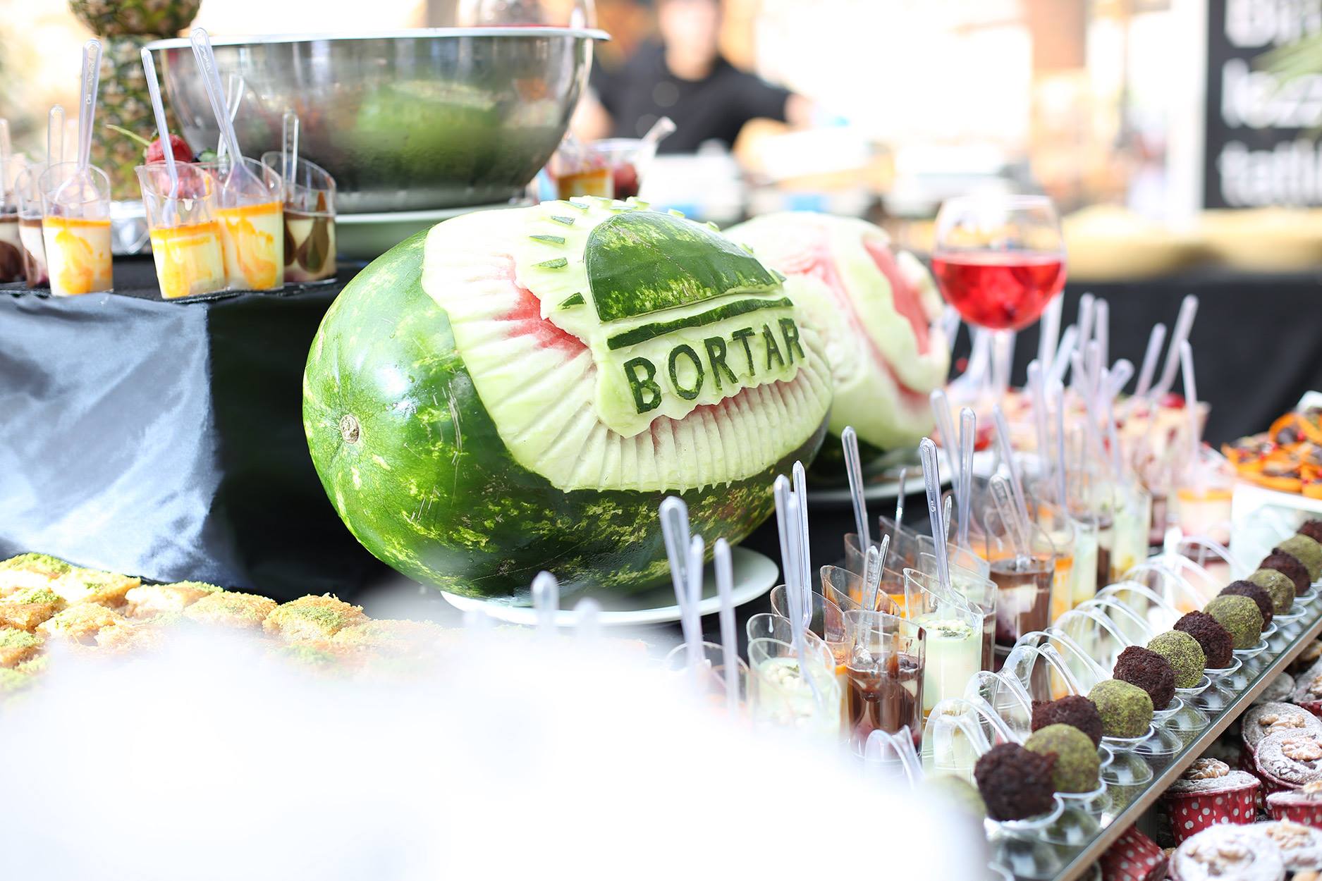 “BAŞARI DÜRÜSTLÜKTEN GEÇiYOR”