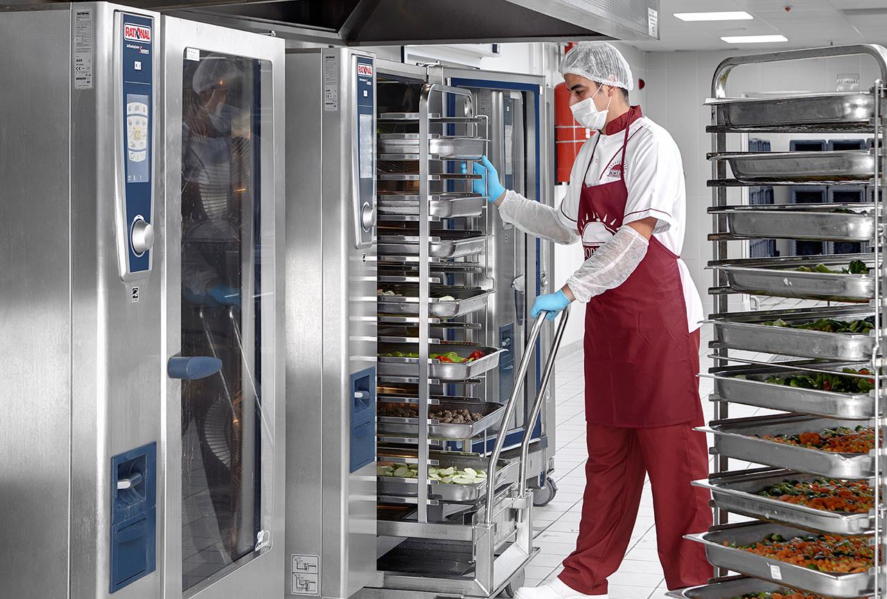 “BAŞARI DÜRÜSTLÜKTEN GEÇiYOR”