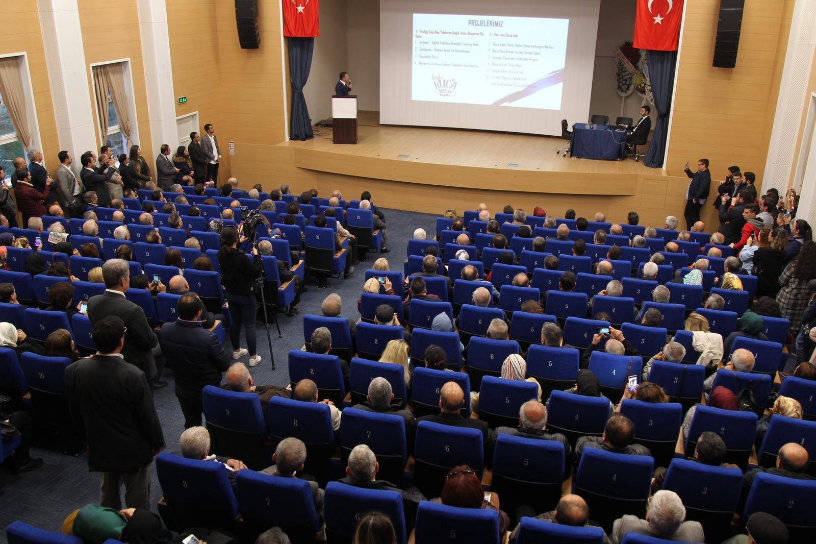 BÖYLE BUCA DOSTLAR BAŞINA