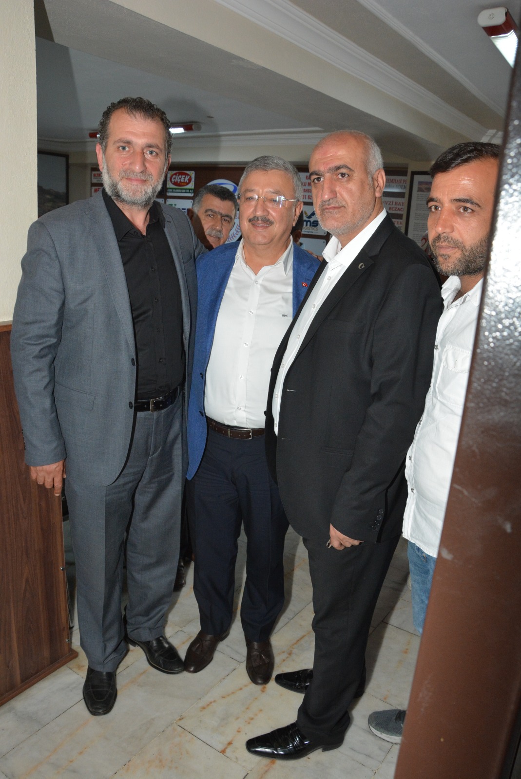 Erzurum ve Mardinliler'den Nasır'a tam destek