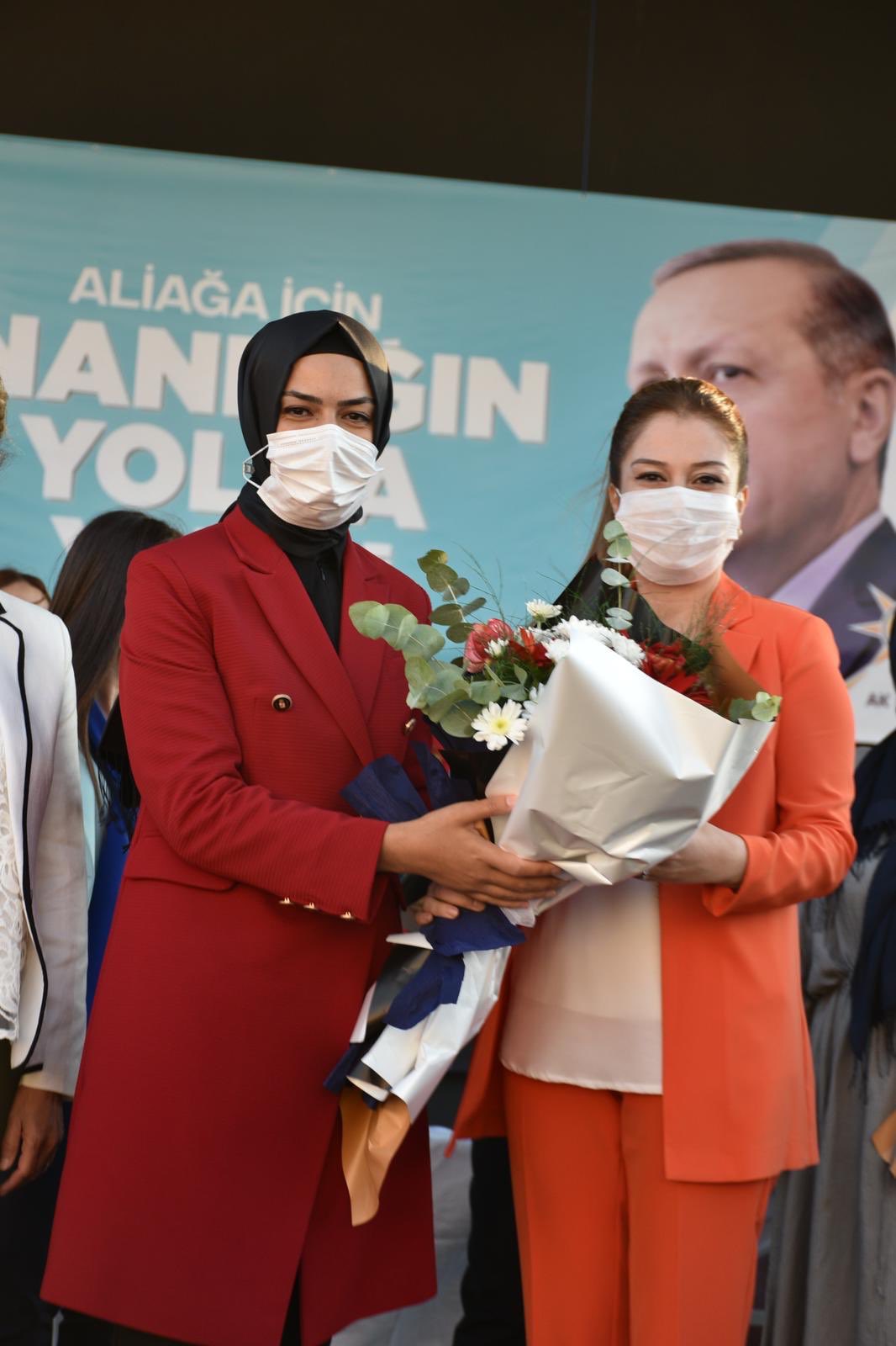 Aliağa’dan siyasette kadın mesajları: Kadınlara yer açan AK Parti’dir