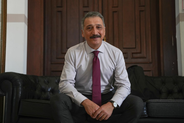 Çarkıfelek ekranlara yeniden dönüyor! Sunucusu ve kanalı belli oldu