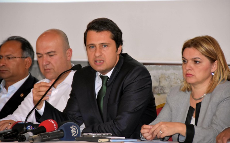 CHP İzmir adayları görücüye çıktı