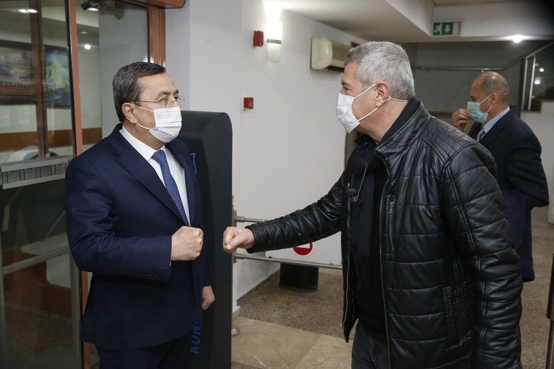 Batur, Beştepeler kentsel dönüşümünü bölge muhtarlarına anlattı