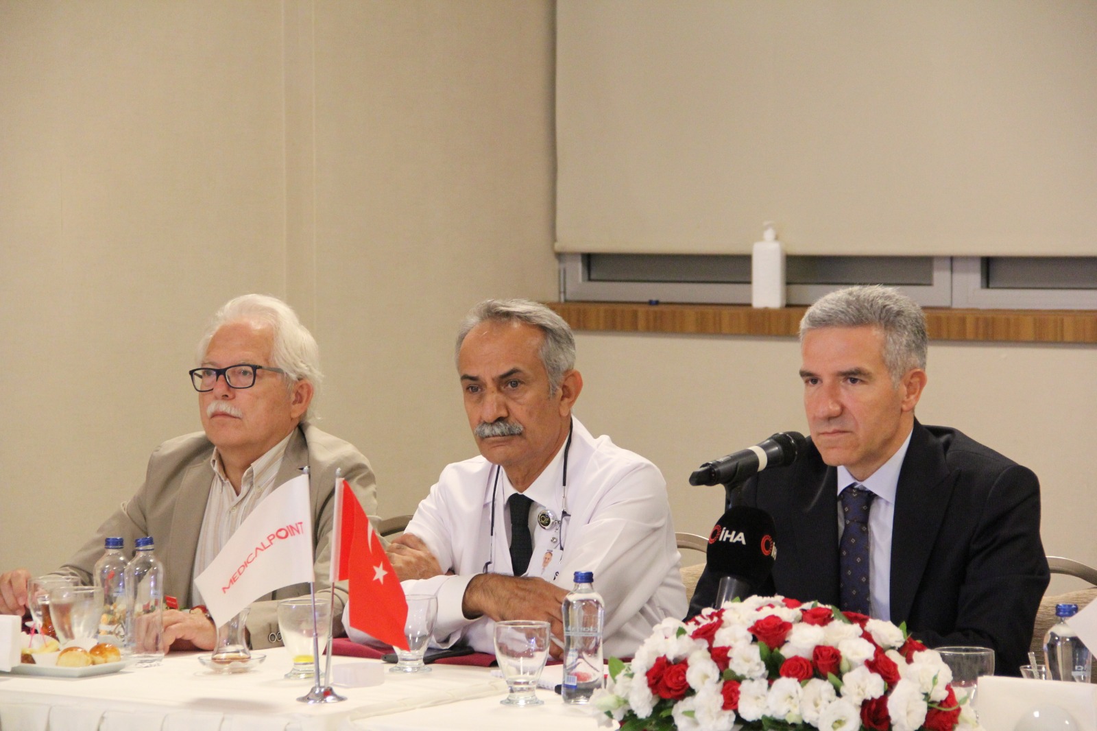 İzmir Medical Park'ın marka ismi Medical Point oldu