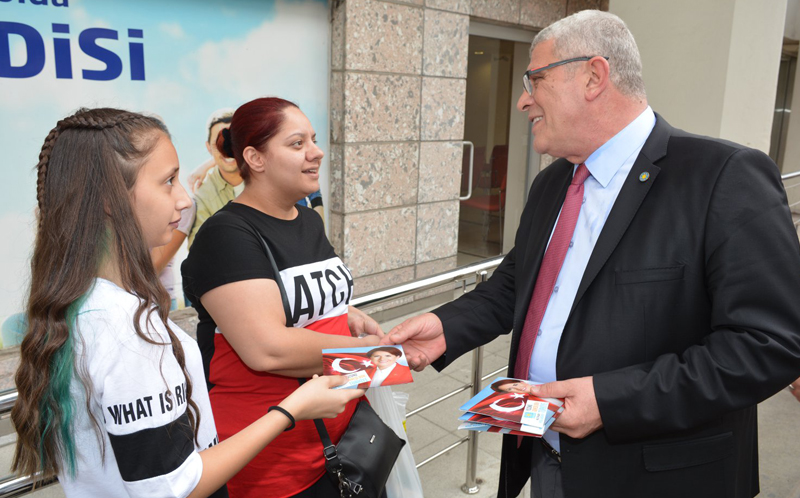 Dervişoğlu: İzmirliler Akşener'i bağrına basıyor