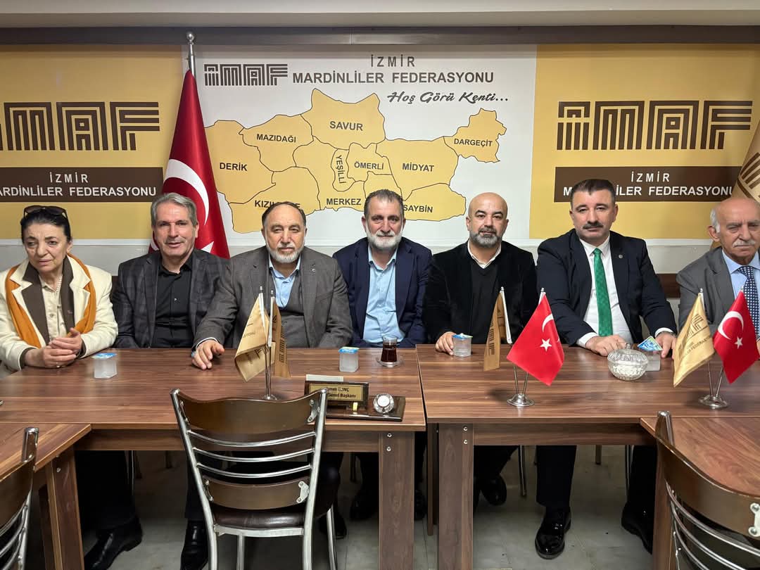 İzmir'de Yaşayan Mardinliler Bayramlaşma Merasiminde Bir Araya Geldi