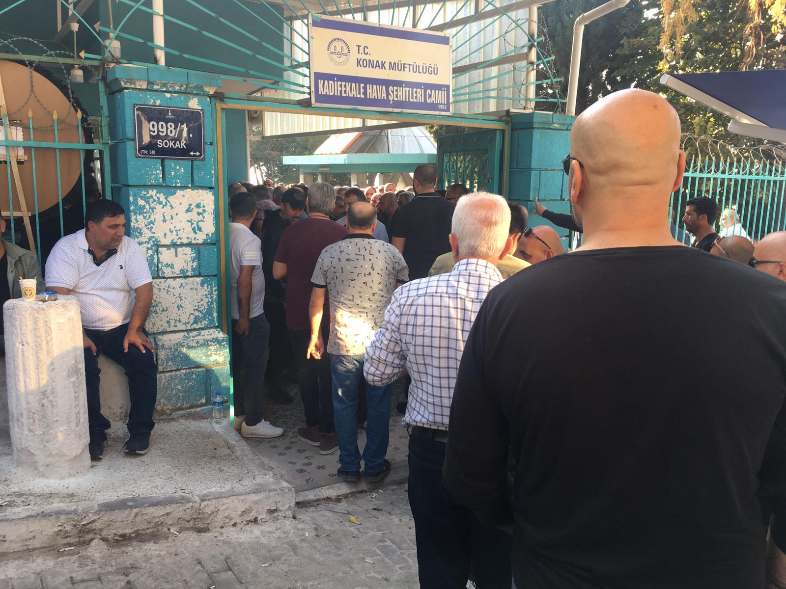 Salih Erkek Yazdı...