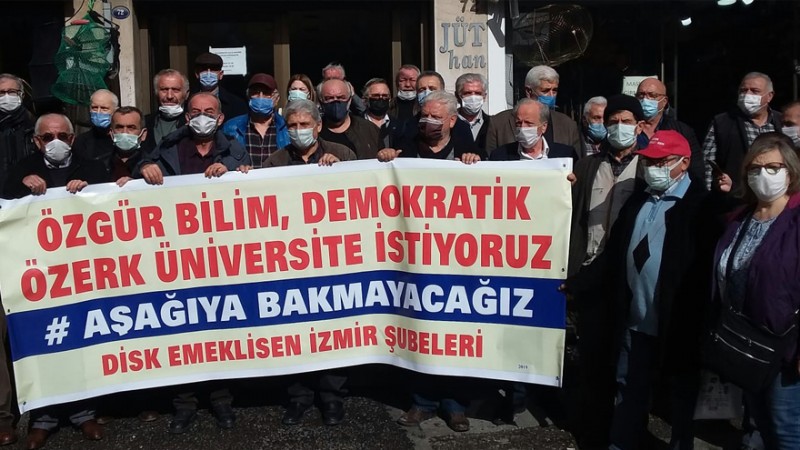Emekli-Sen'den Boğaziçi'ne destek: Kelepçeli kapıları açacak olan sizlersiniz