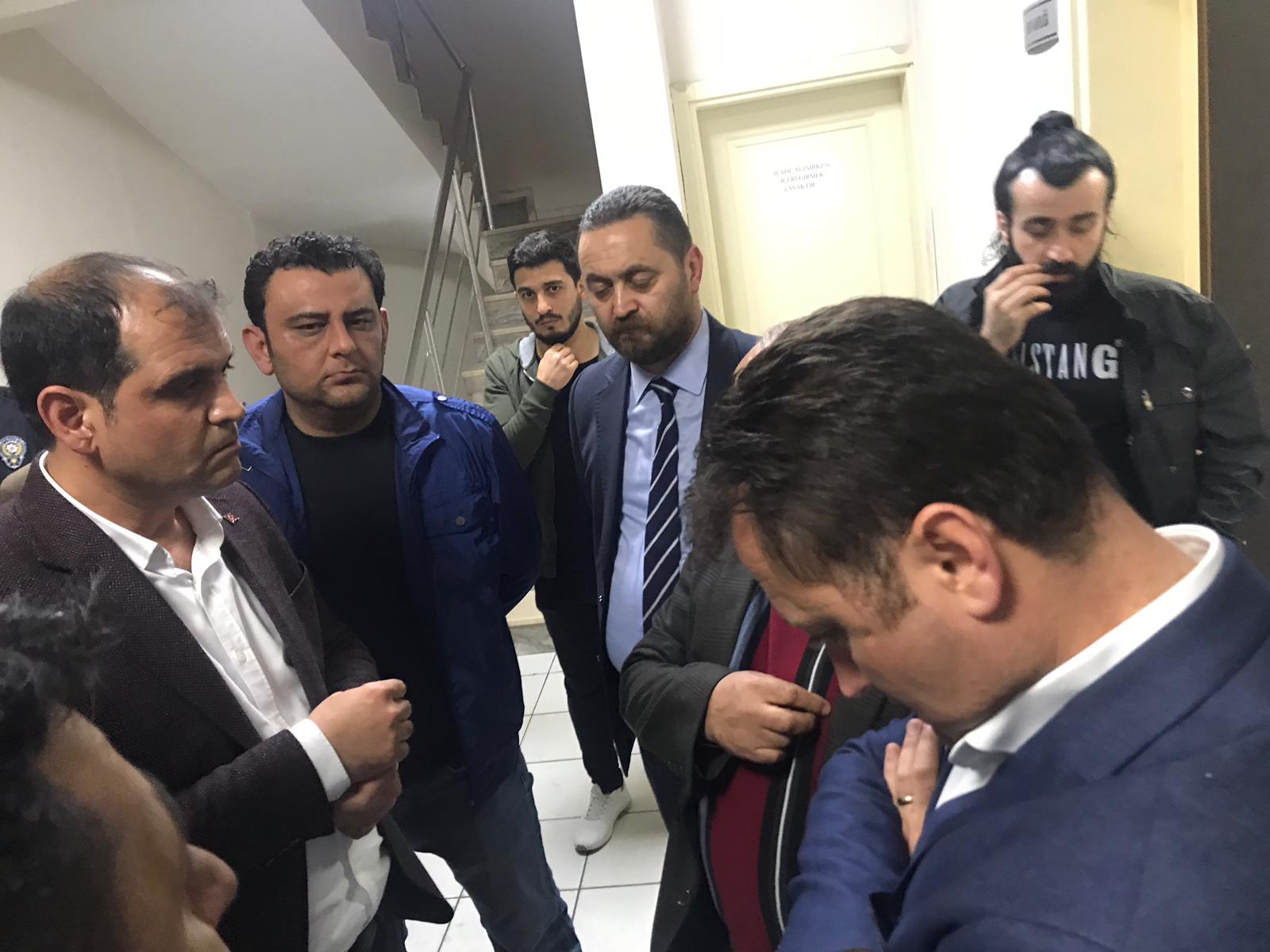 MENEMEN CHP ADAYI, SERDAR AKSOY'UN EŞİNE SALDIRI