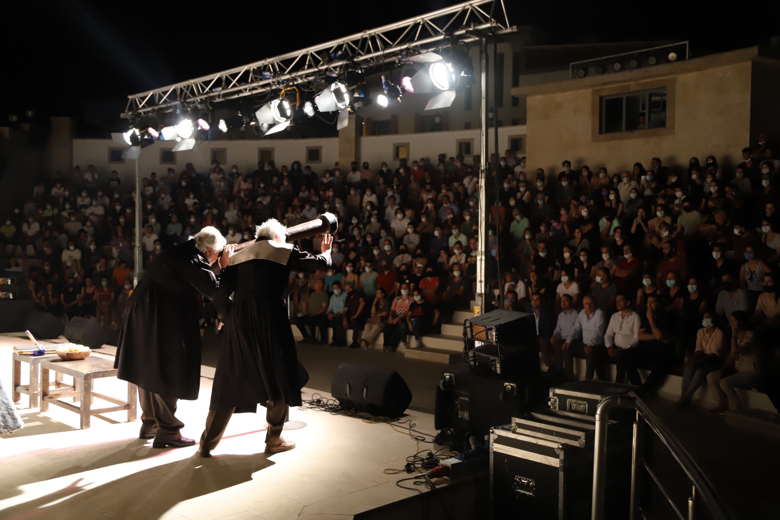 Menderes’te “Adalet Sizsiniz” Oyununa Yoğun İlgi