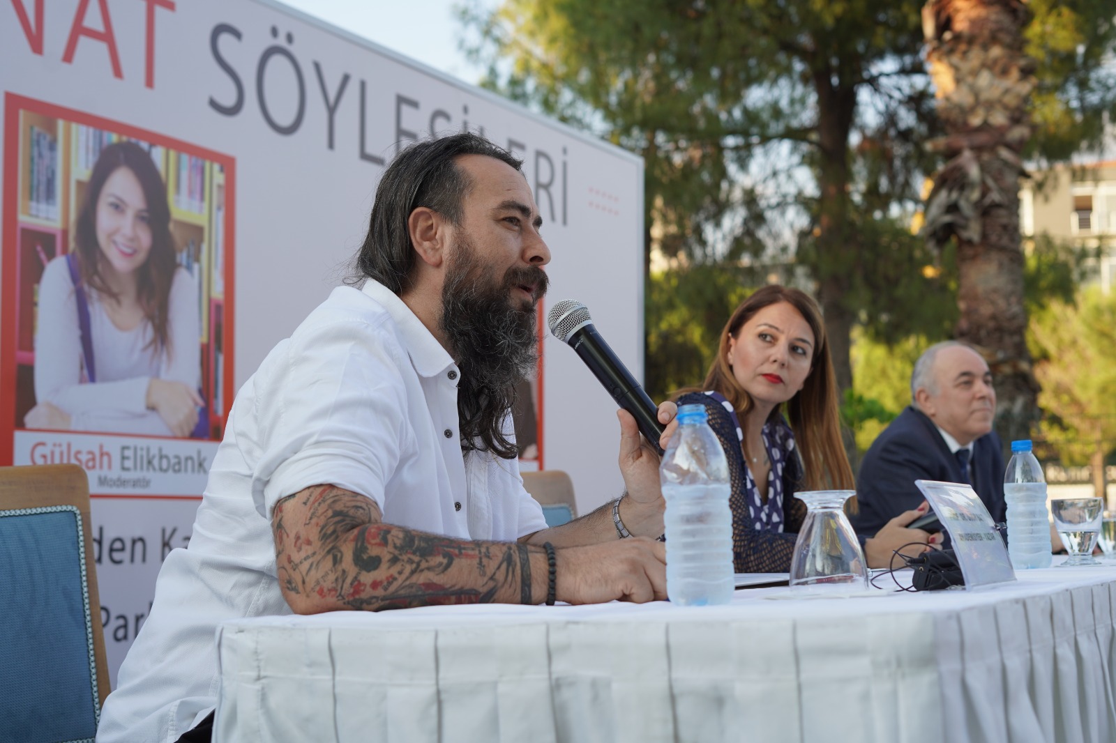 Kent’te Sanat Söyleşileri’nde mikrofon akademisyenlerde