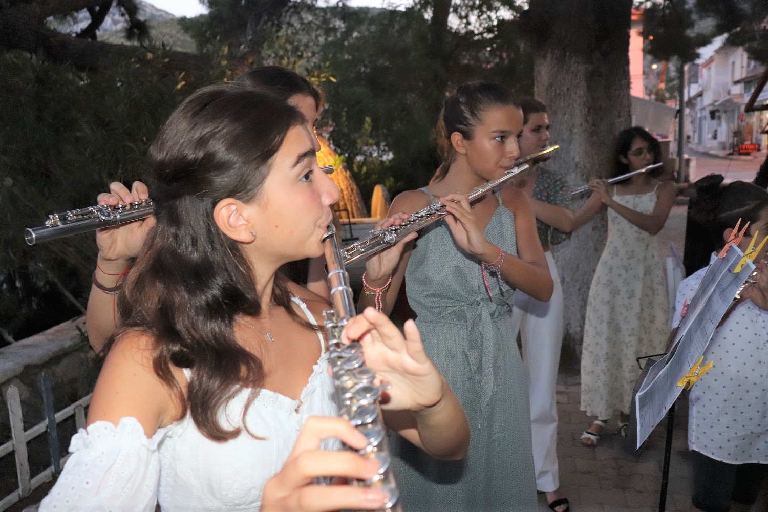 Piyano ve flütün muhteşem armonisi Karaburun'da buluştu