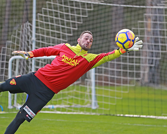 Göztepe, hazırlıklarını sürdürüyor