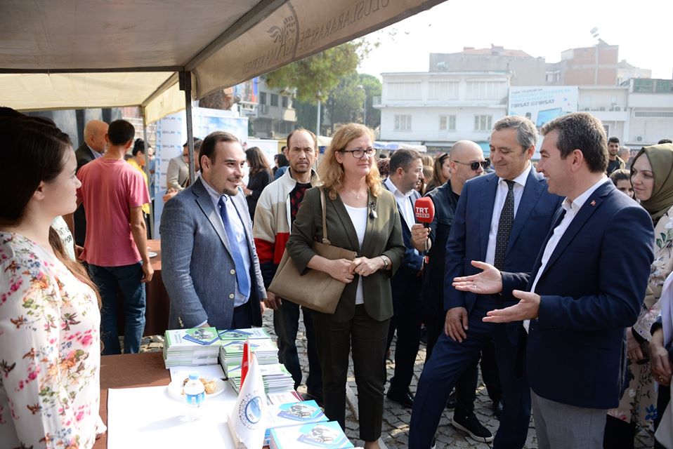 "15 YILDA YAPILANDAN FAZLASINI 5 YILDA YAPACAĞIZ"