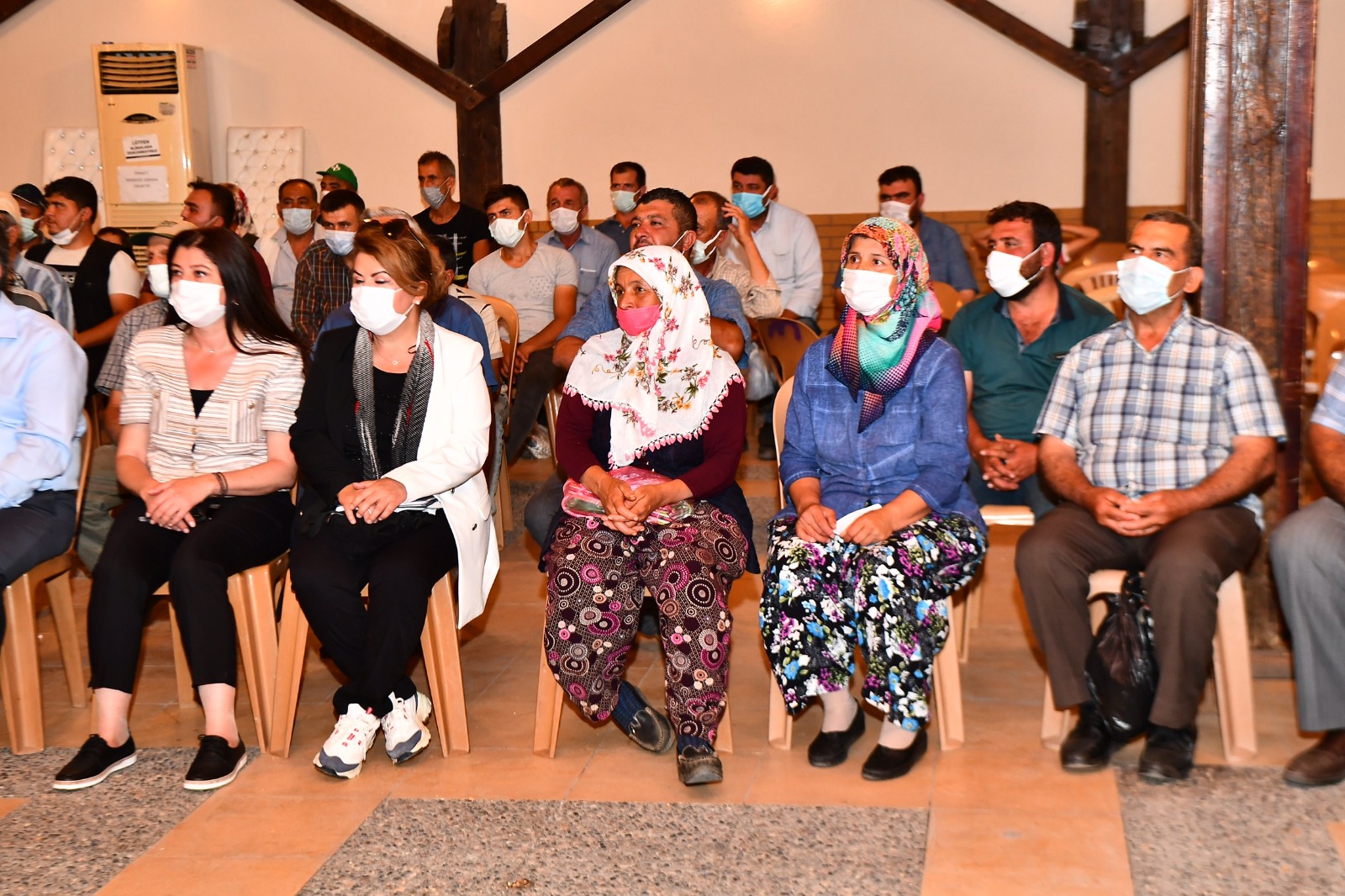 İzmir Büyükşehir Belediyesi’nin dağıttığı küçükbaş hayvan sayısı 12 bine ulaştı