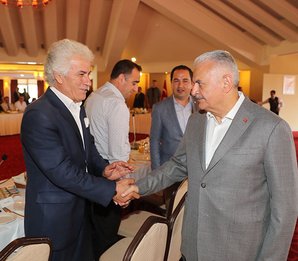 Salih Erkek Yazdı...