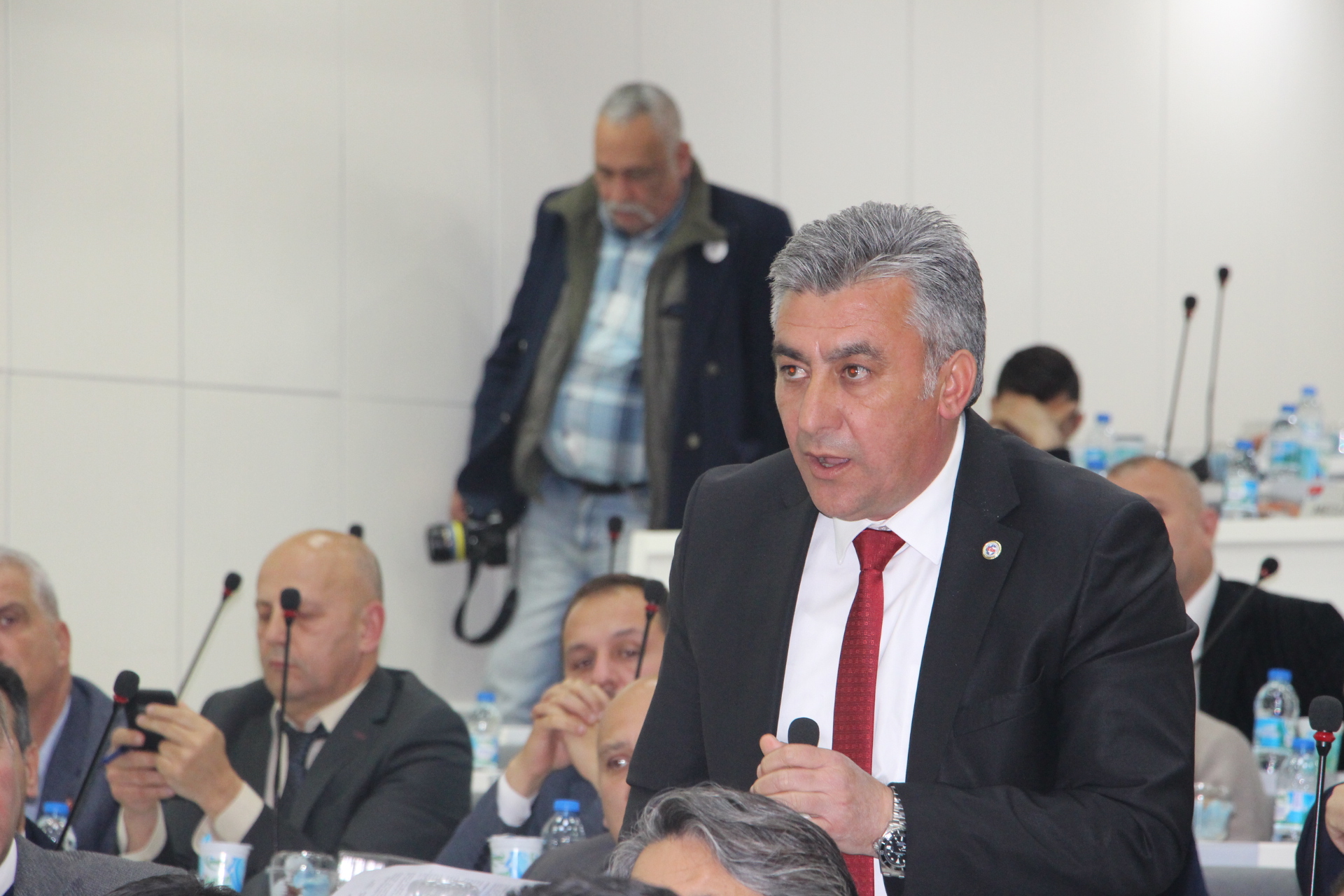 İzmir'de toplu taşıma araçlarında belli saatlerde indirim uygulanacak