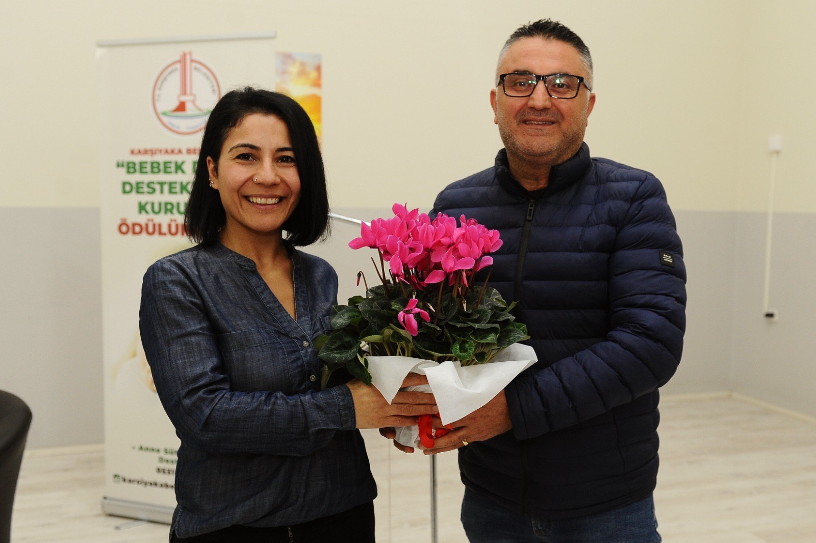 Karşıyaka'da annelerle en kutsal söyleşi