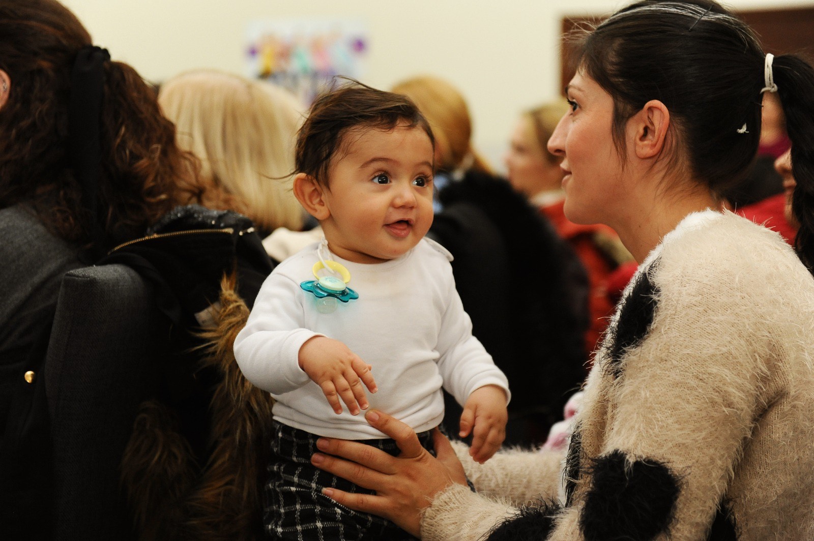 Karşıyaka'da annelerle en kutsal söyleşi
