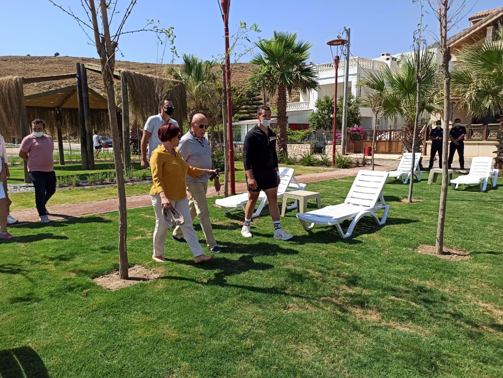 Mavi bayraklı Kuyucak'a vatandaştan tam not…